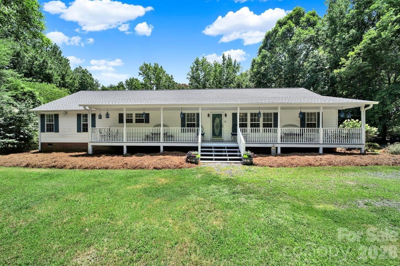 15715 Youngblood Road, Charlotte, NC - 4 beds, 2 baths, 2,131 sqft - $575,000