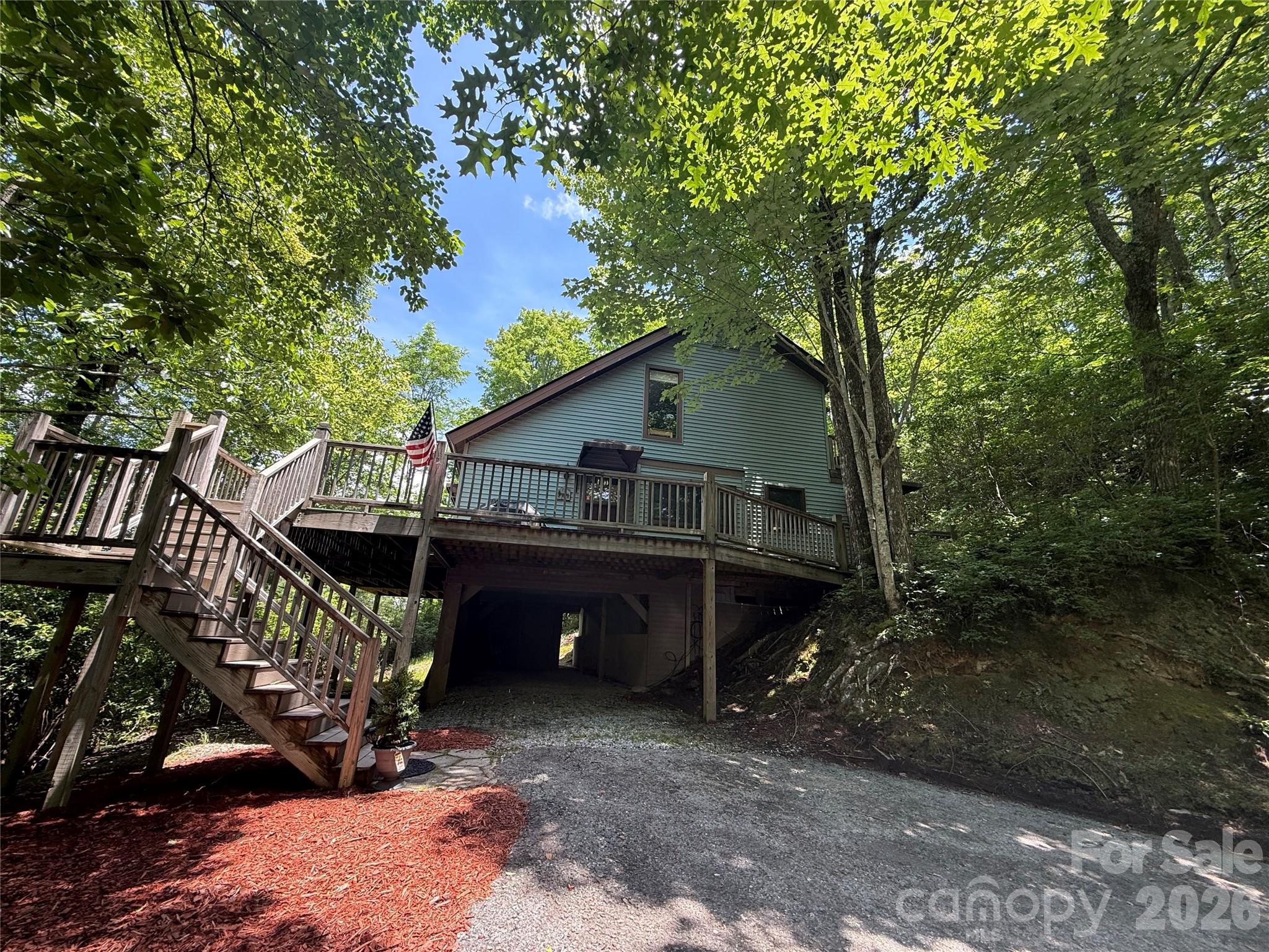 571 Tsisqua Circle, Brevard, NC. property listing photo