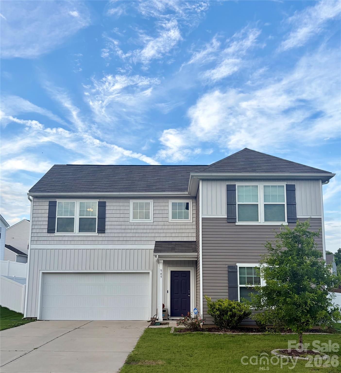 545 Dutch White, Clover, SC — property listing photo 1
