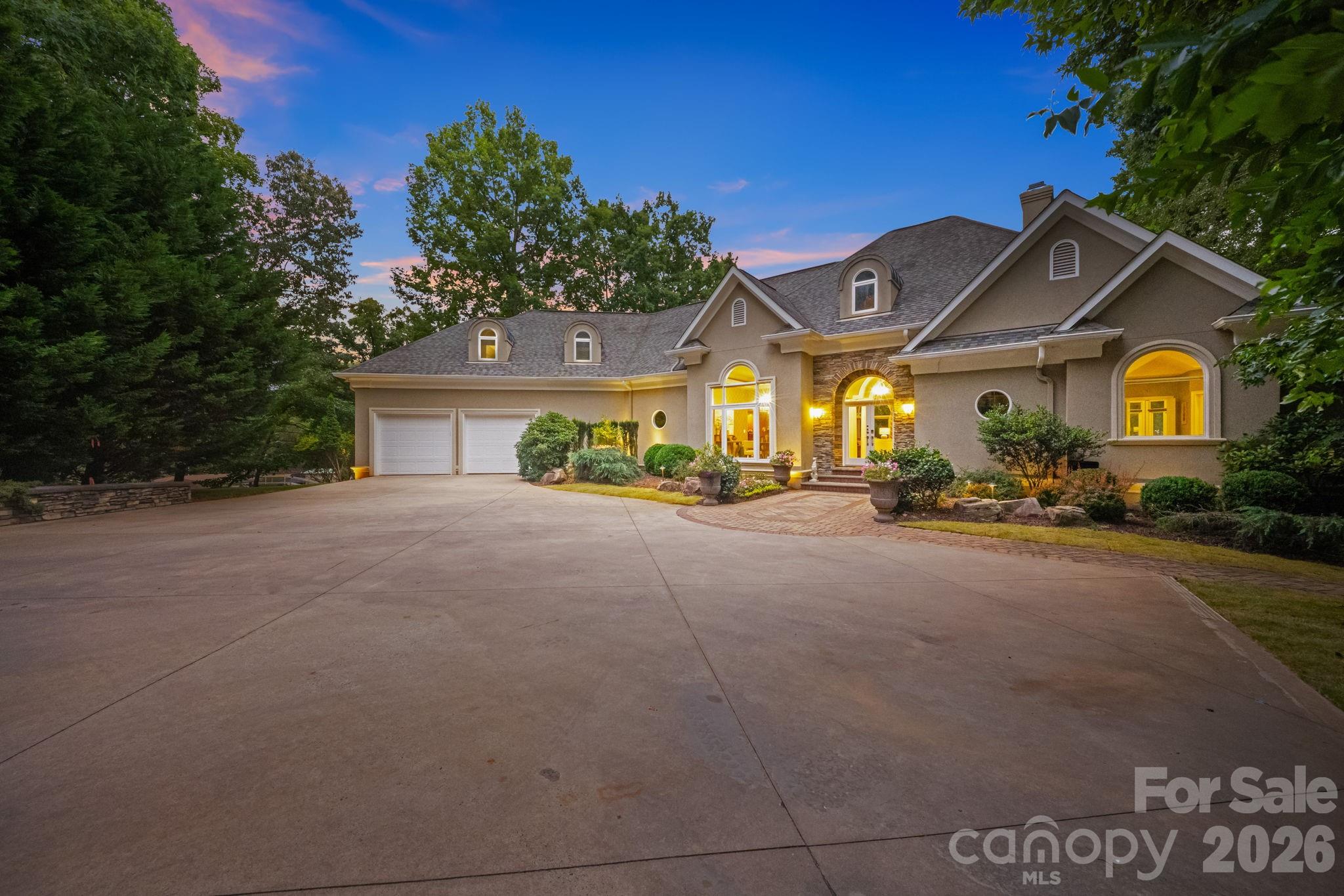 2161 Windy Oaks Road, Fort Mill, SC. property listing photo