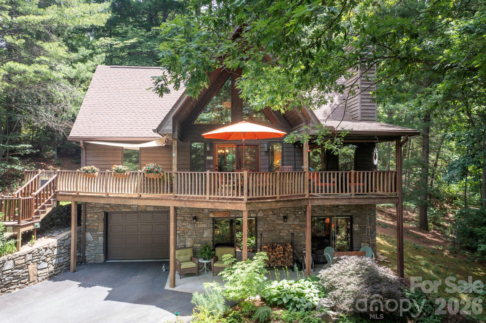 127 Woodburn Drive, Swannanoa, NC. property listing photo