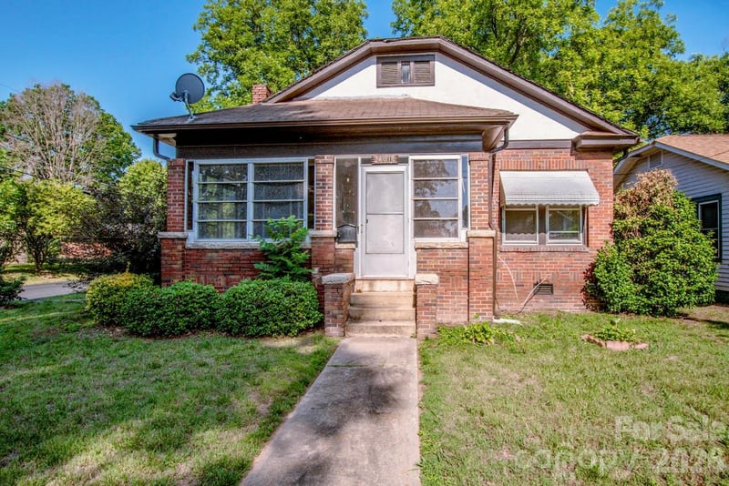 801 4th Street, Spencer, NC - 3 beds, 1 bath, 1,478 sqft - $179,900