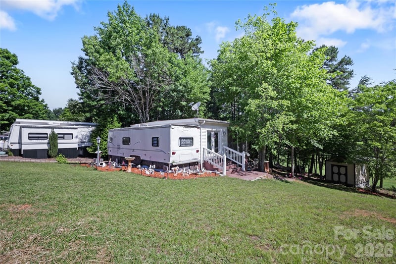 107 Dove Lane, New London, NC - 1 bed, 1 bath, 556 sqft - $214,999