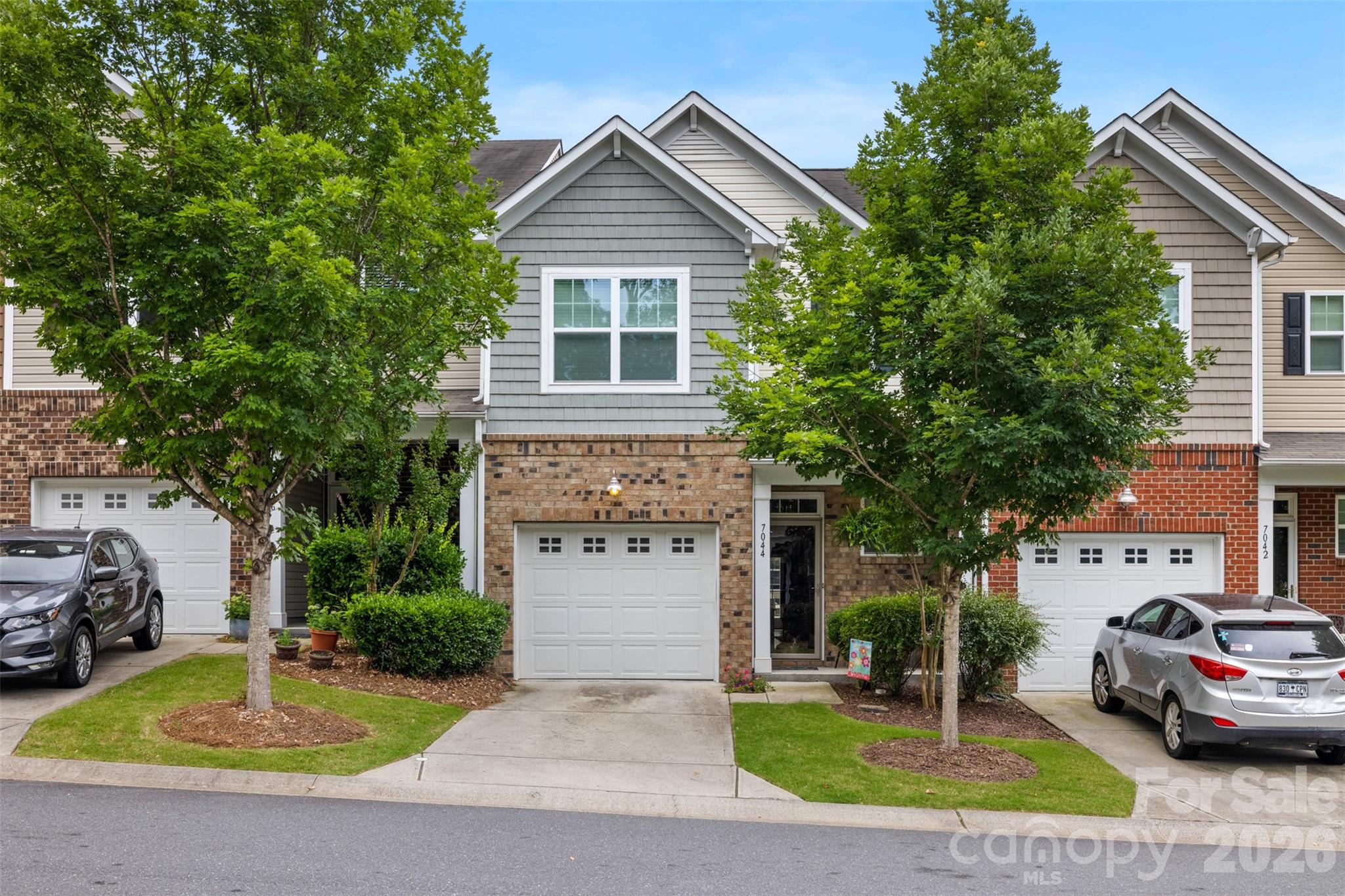 7044 Woodsbay Lane, Rock Hill, SC — property listing photo