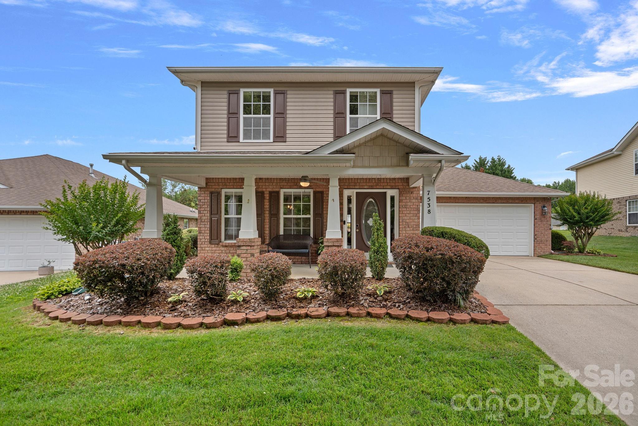 7538 April Mist, Huntersville, NC — property listing photo 1