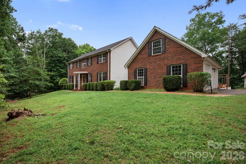 295 Wilderness Ridge, Rutherfordton, NC - 4 beds, 4.5 baths, 4,311 sqft - $610,000