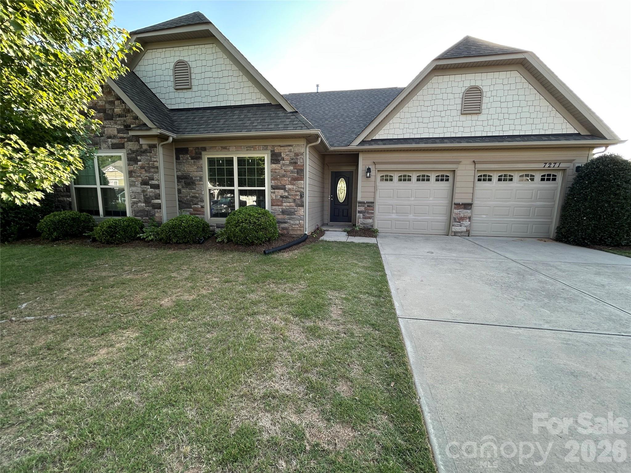 7271 Adirondack Drive, Denver, NC — property listing photo