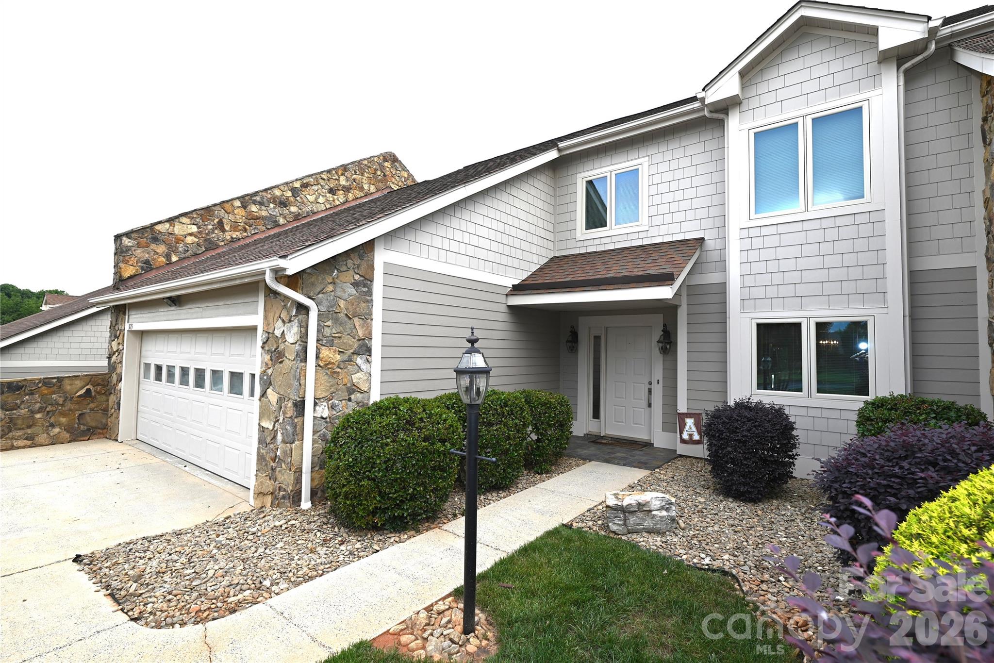 3675 Rock Bridge Drive NE, Conover, NC — property listing photo