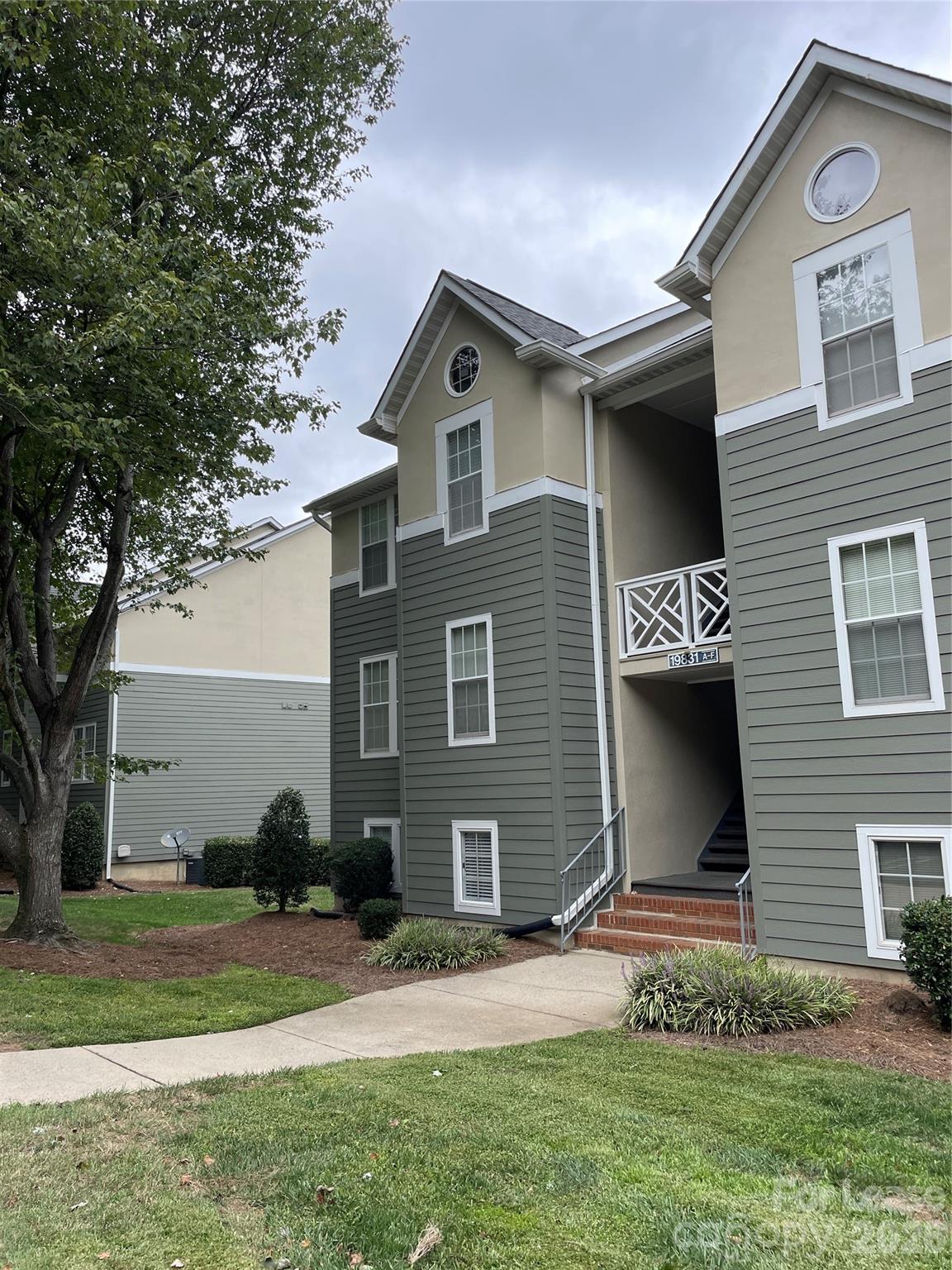 19831 Henderson Road, Cornelius, NC. property listing photo