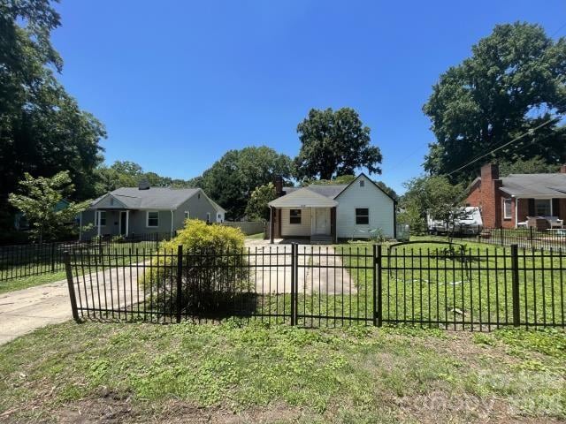 1212 Meadow Lane Lane, Charlotte, NC - 3 beds, 1 bath, 1,160 sqft - $294,500