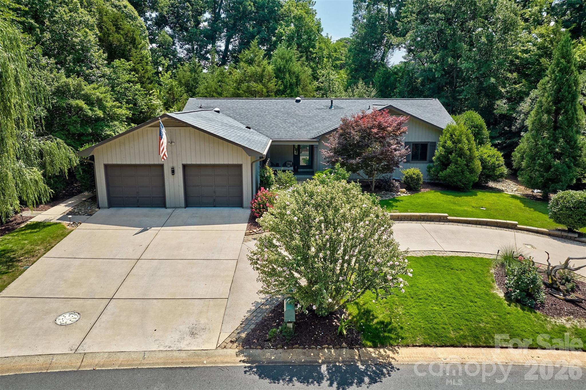4 Catawba Ridge Court, Lake Wylie, SC. property listing photo
