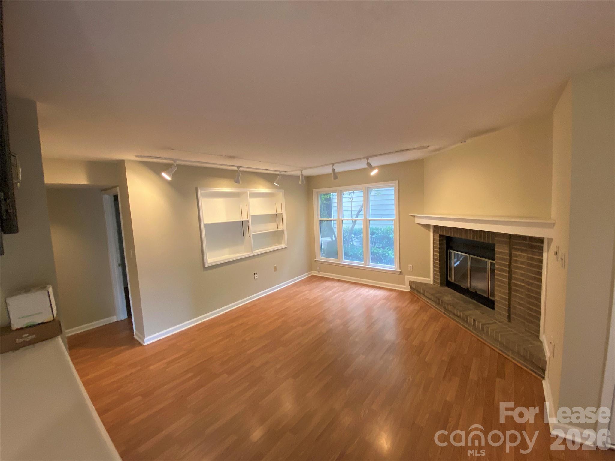 415 W 8th Street E, Charlotte, NC. property listing photo