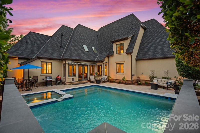 114 Thurstons Way, Mooresville, NC - 4 beds, 4.5 baths, 4,498 sqft - $2,098,000