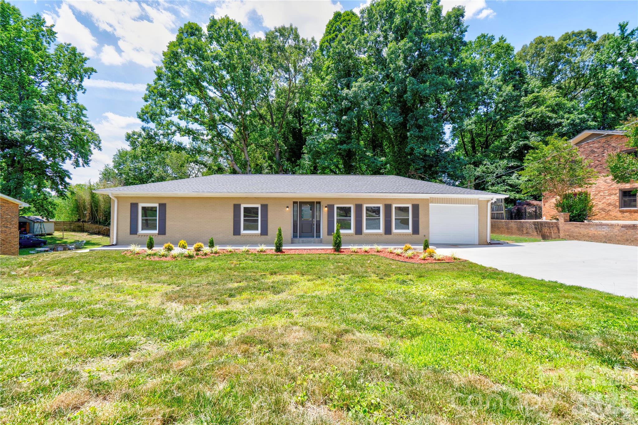 2173 Ridgewood Drive, Gastonia, NC. property listing photo
