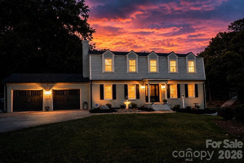 120 Wellington, Salisbury, NC - 4 beds, 3 baths, 2,750 sqft - $535,000