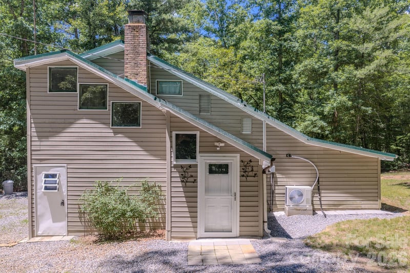 2455 Whisper Wind Lane, Morganton, NC - 1 bed, 2 baths, 1,006 sqft - $299,999