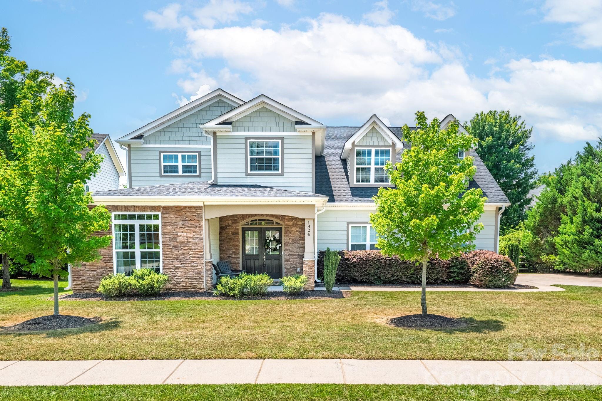 1824 Laveta Road, Charlotte, NC. property listing photo