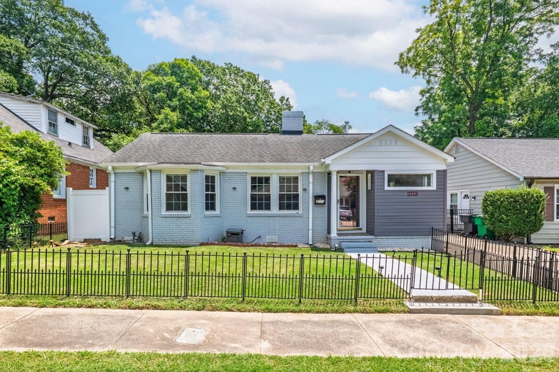2113 Scott Avenue, Charlotte, NC - 3 beds, 1.5 baths, 958 sqft - $685,000