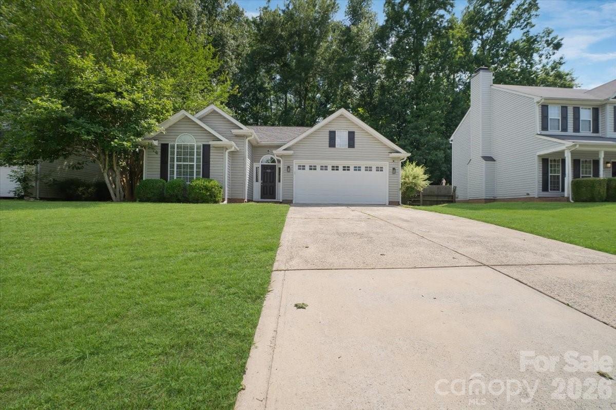 14136 Walkers Crossing Drive, Charlotte, NC. property listing photo