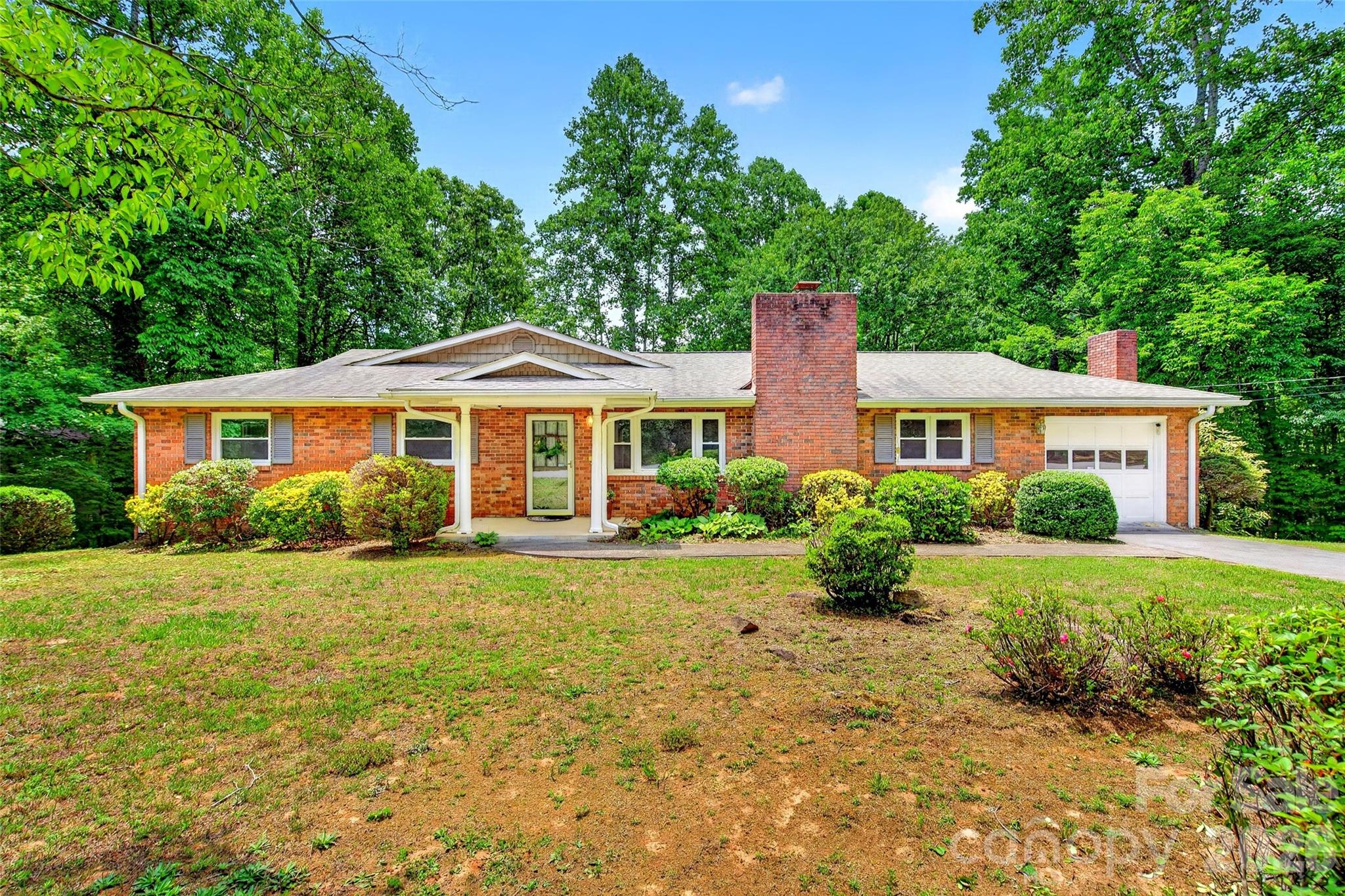 103 Richard Lane, Black Mountain, NC — property listing photo