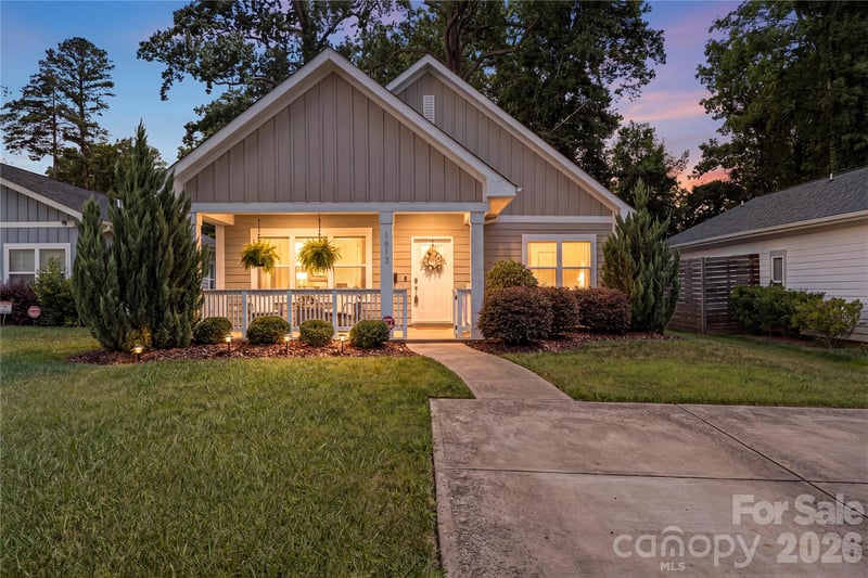 1613 Newcastle Street, Charlotte, NC - 3 beds, 2 baths, 1,402 sqft - $465,000
