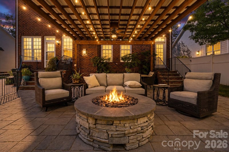 2436 Commons Court, Fort Mill, SC - 5 beds, 4 baths, 3,604 sqft - $1,100,000