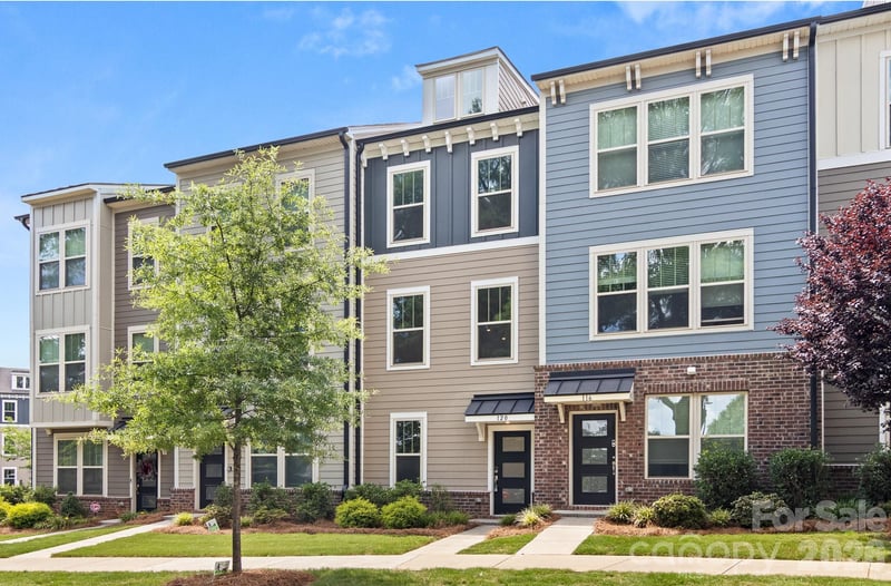 120 Judson Avenue, Charlotte, NC - 2 beds, 2.5 baths, 1,414 sqft - $319,900