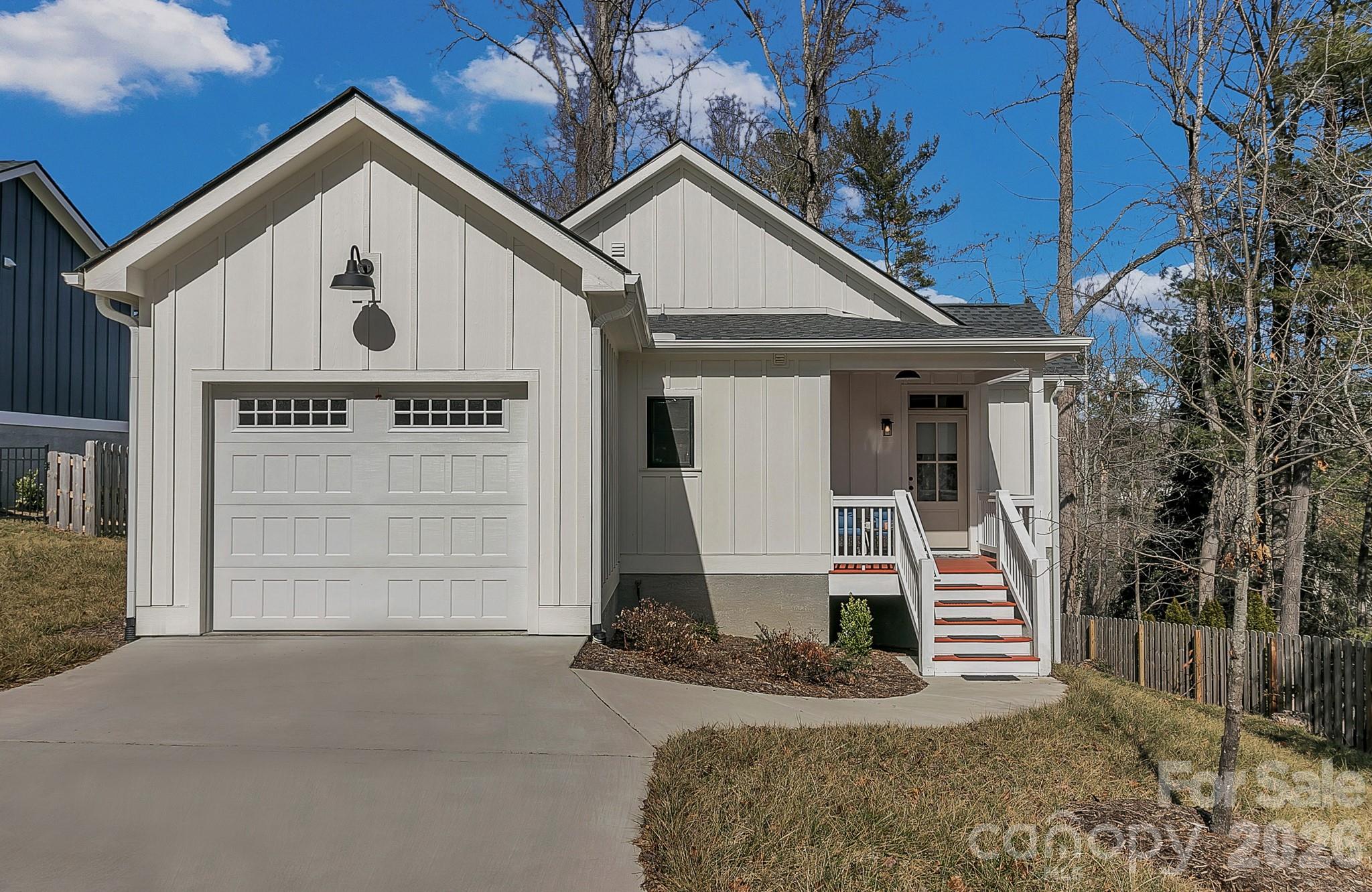 40 Rangeley Drive, Asheville, NC — property listing photo