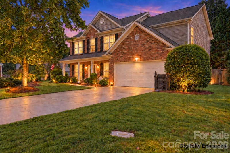 403 Lafinca Court Apt 33, Fort Mill, SC - 4 beds, 2.5 baths, 2,531 sqft - $499,990