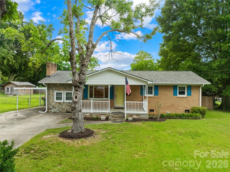 205 Gaddis Drive, Mount Holly, NC - 2 beds, 1 bath, 1,193 sqft - $255,000