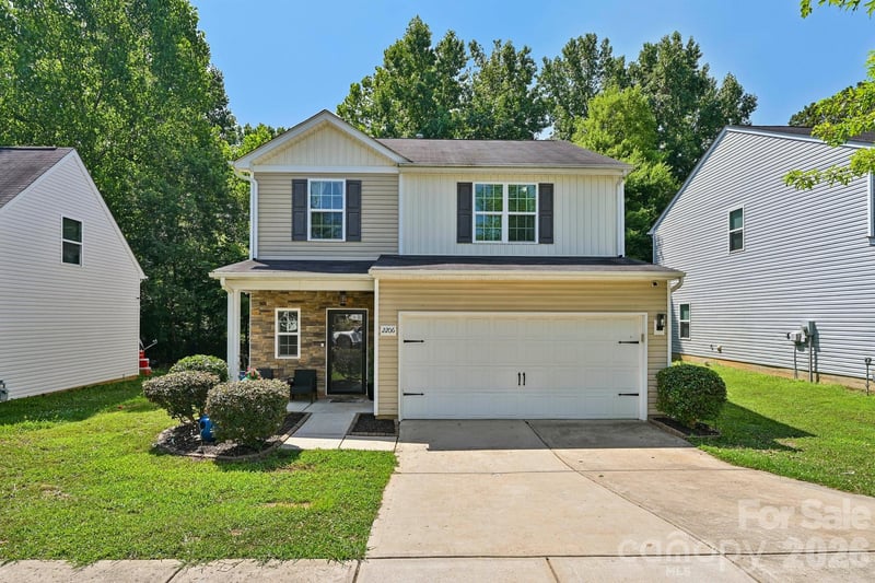 2206 Turtle Point Road, Charlotte, NC - 3 beds, 2.5 baths, 1,794 sqft - $350,000