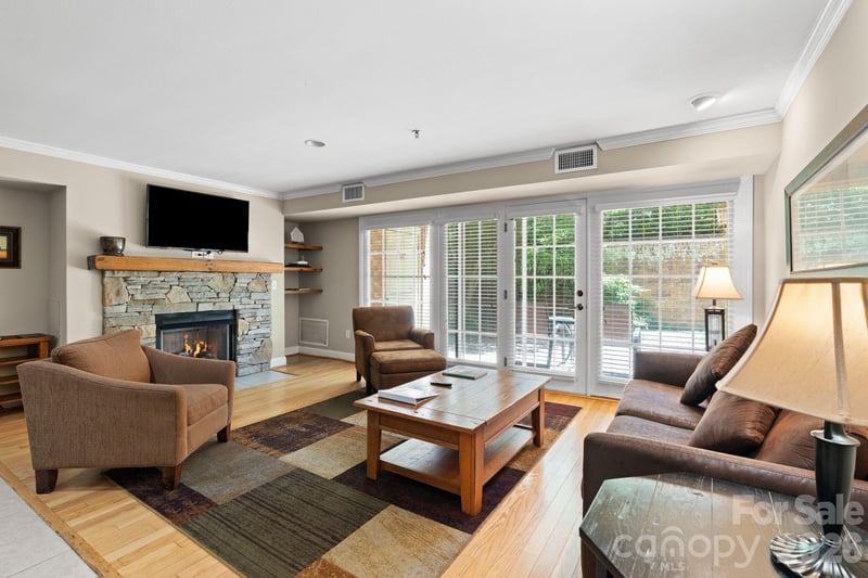 201 Bowling Park Road, Asheville, NC - 3 beds, 2 baths, 1,348 sqft - $367,500