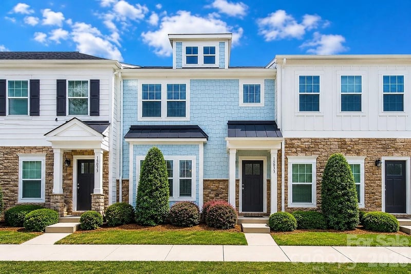 15033 Meacham Farm Drive Apt 53, Huntersville, NC - 3 beds, 2.5 baths, 1,873 sqft - $329,900