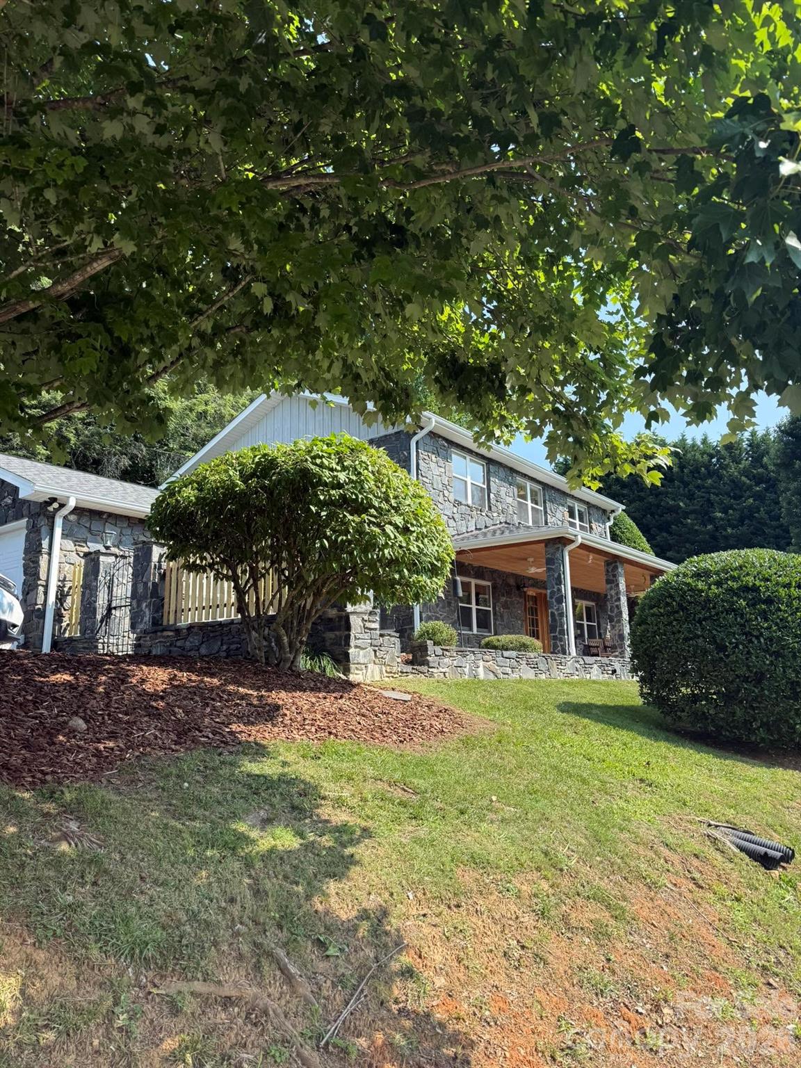 195 Oak Lane, Mars Hill, NC. property listing photo