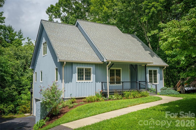 135 Buffalo Trail, Asheville, NC - 3 beds, 2.5 baths, 2,579 sqft - $599,000