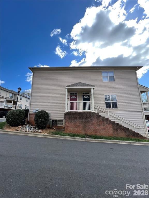 6509 Quarterbridge Lane, Charlotte, NC - 3 beds, 2.5 baths, 1,230 sqft - $224,000