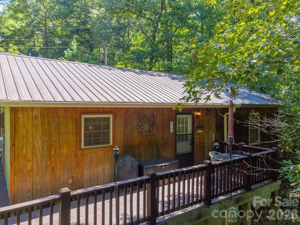 116 Keepsake Lane, Whittier, NC. property listing photo