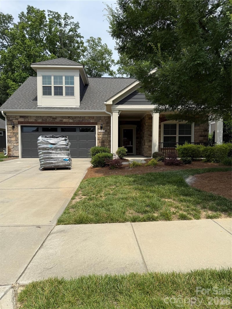 1617 Traditions Court Apt 4, Waxhaw, NC - 3 beds, 3 baths, 2,468 sqft - $679,900