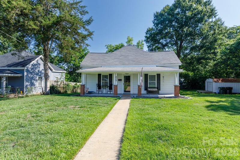 829 Steele Street, Rock Hill, SC - 3 beds, 2 baths, 1,638 sqft - $244,900