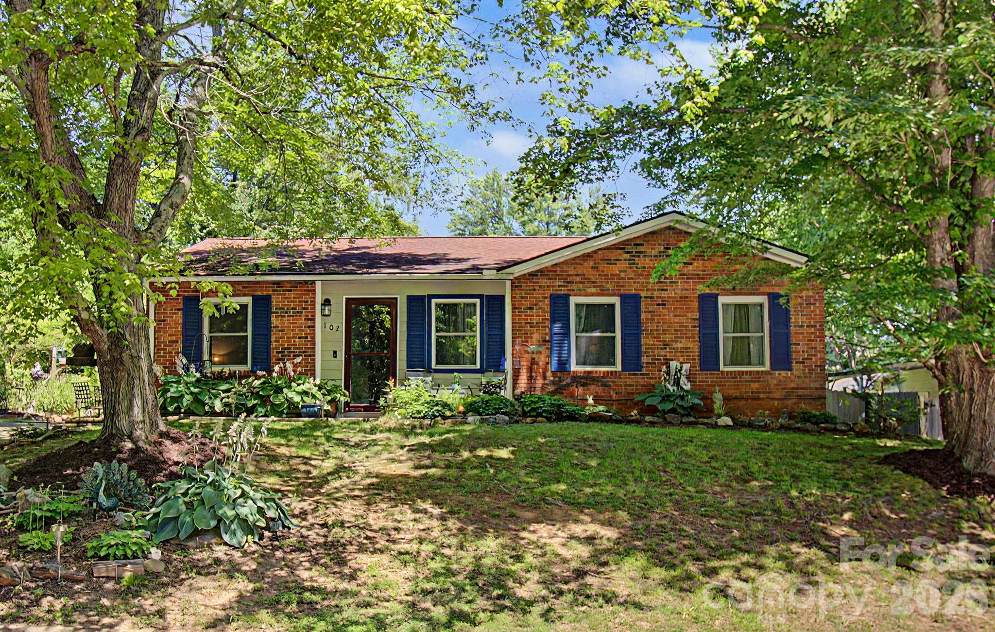 102 Wicklow Drive, Asheville, NC. property listing photo