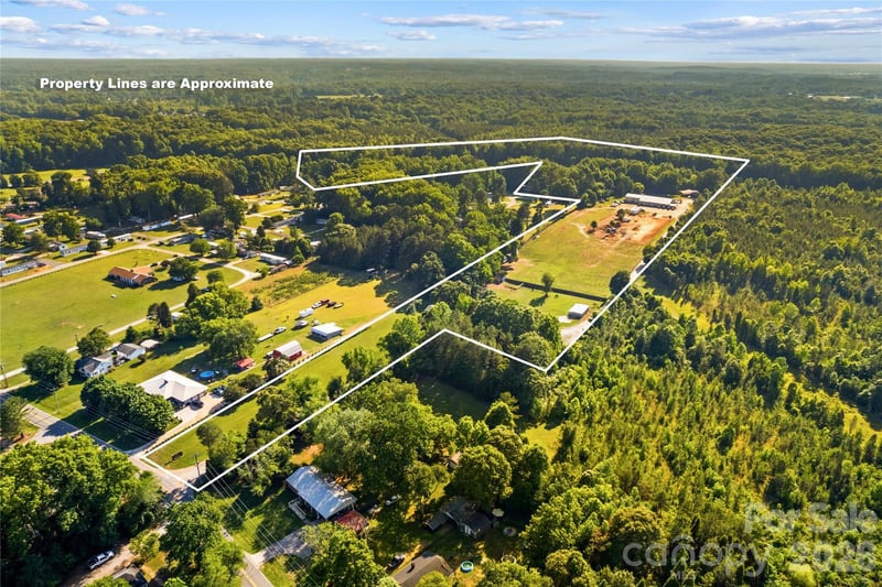 1124 Majolica Road, Salisbury, NC - 3 beds, 2 baths, 1,826 sqft - $2,250,000