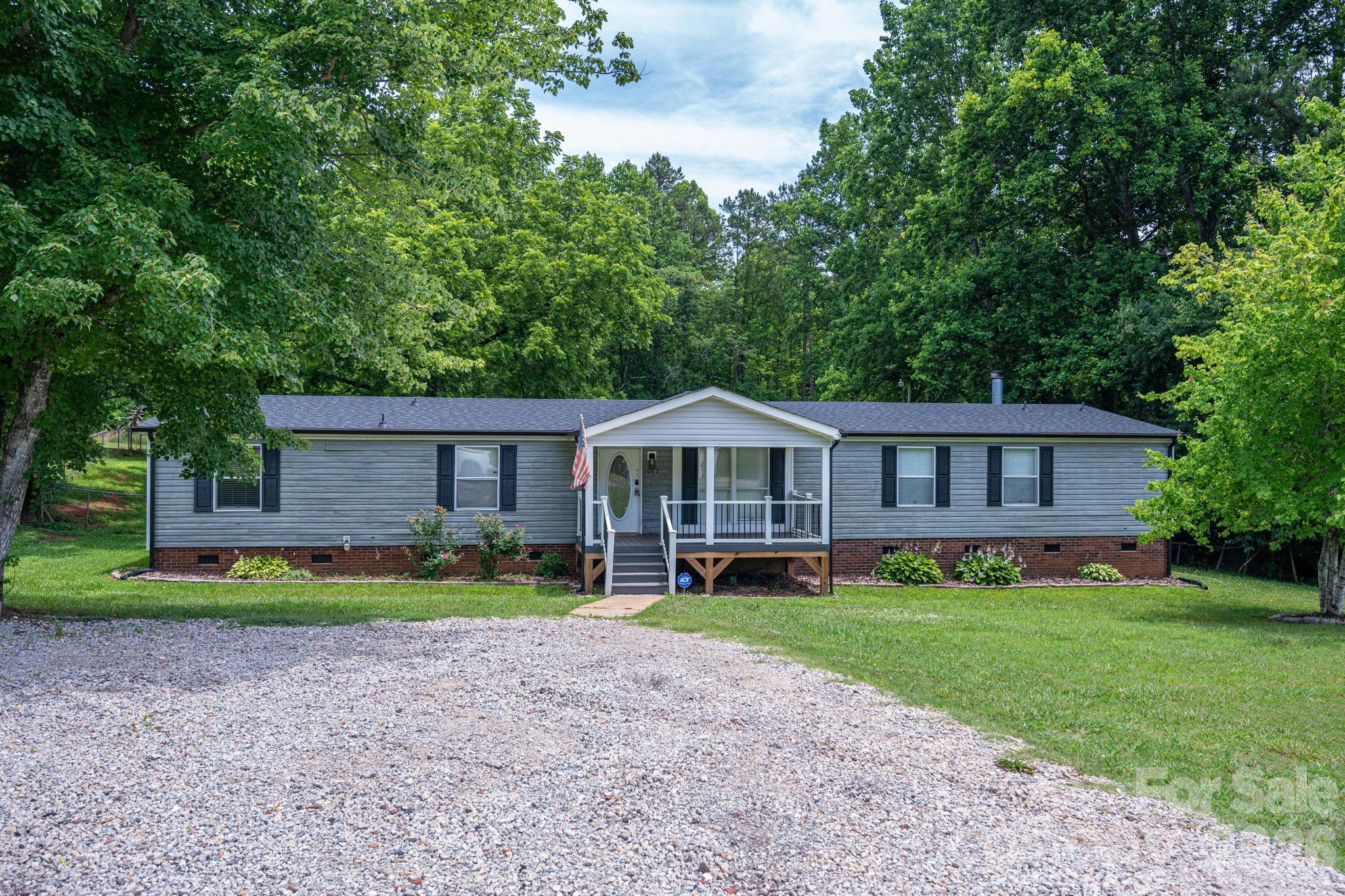 1002 Kiser Road, Bessemer City, NC. property listing photo