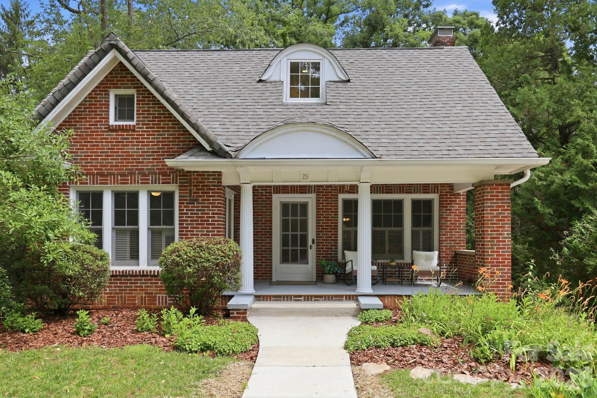 23 Warwick Place, Asheville, NC. property listing photo
