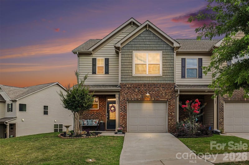 105 Tigris Trail, Fort Mill, SC - 3 beds, 2.5 baths, 1,718 sqft - $345,000