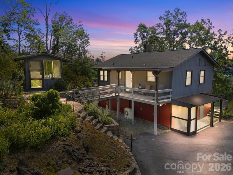 854 Ox Creek Crest Lane, Weaverville, NC - 2 beds, 2 baths, 1,536 sqft - $559,000