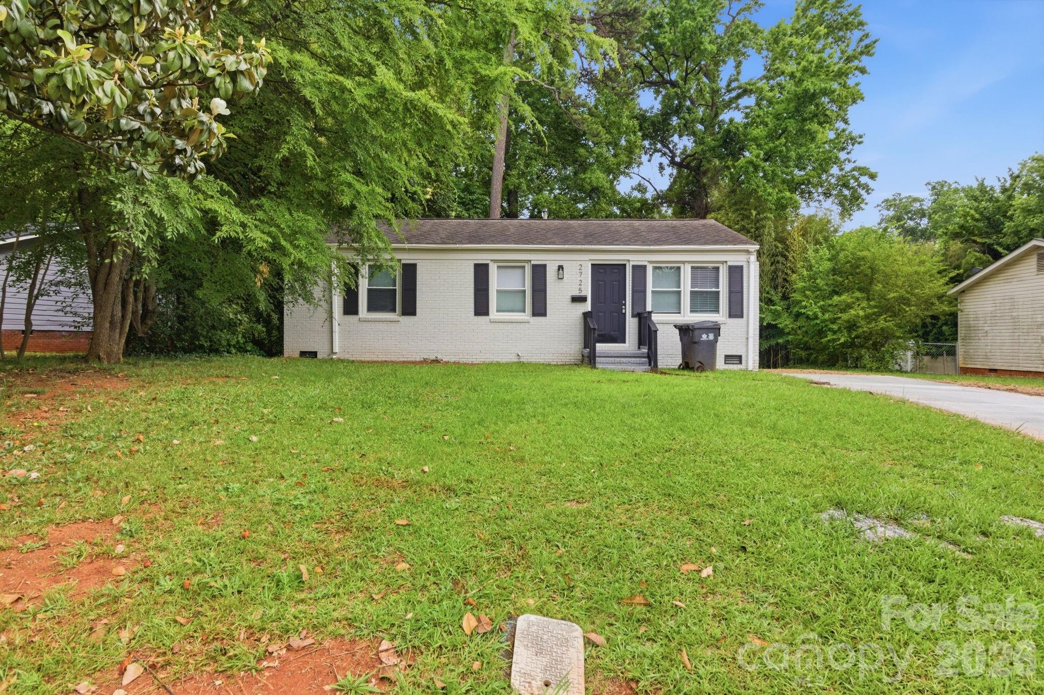 2725 Thornton Road, Charlotte, NC. property listing photo