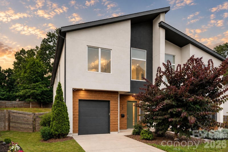 101 Mattoon Street, Charlotte, NC - 3 beds, 2.5 baths, 2,560 sqft - $574,900