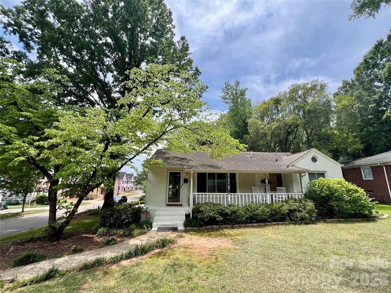 2736 Palm Avenue, Charlotte, NC - 3 beds, 1 bath, 1,083 sqft - $425,000
