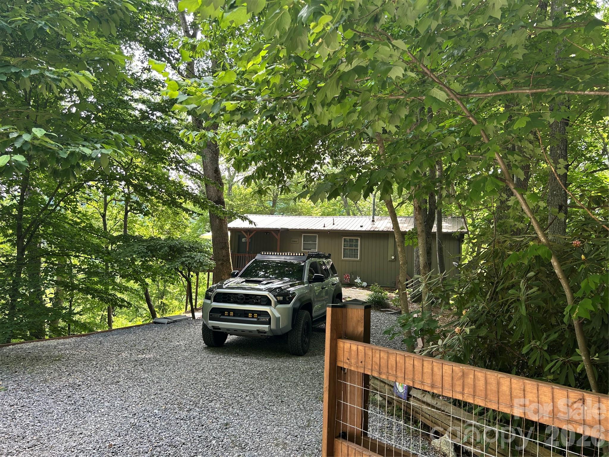 20 Kimberly Road, Black Mountain, NC — property listing photo