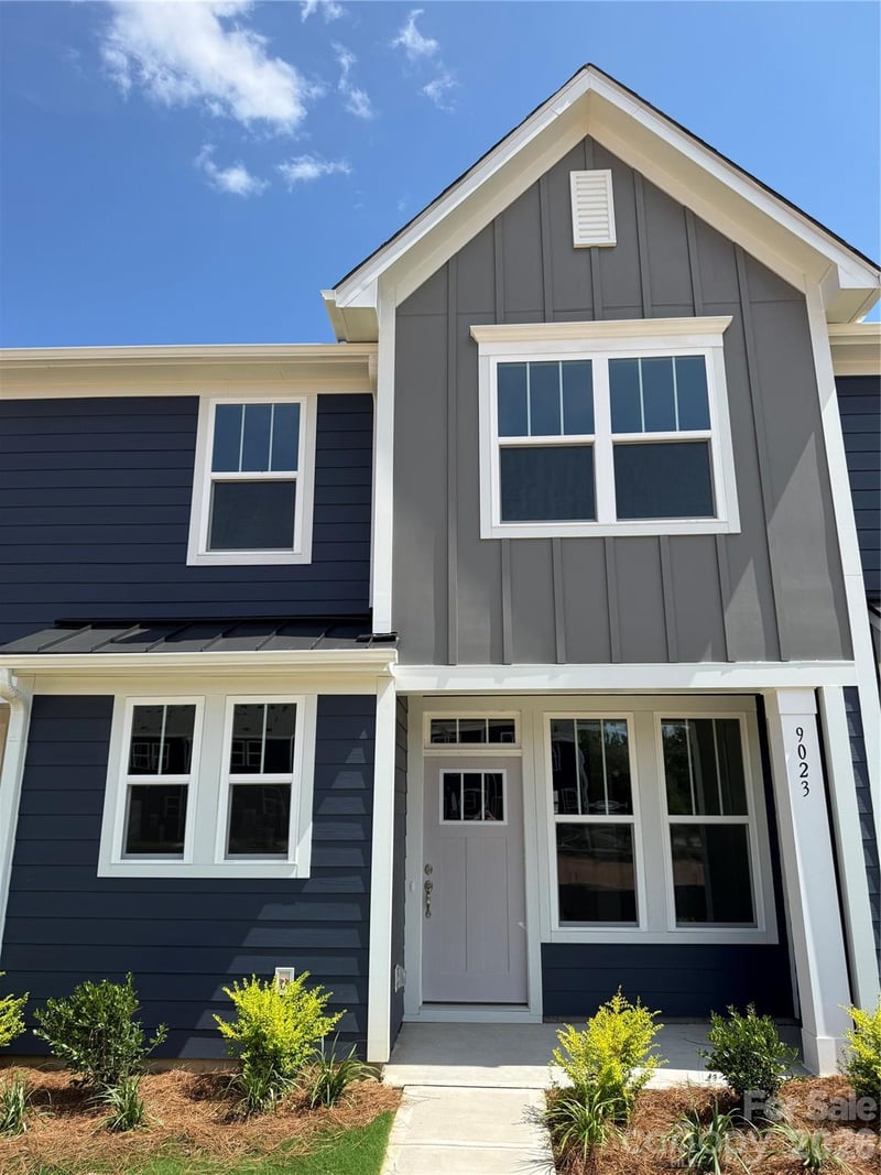9023 Gulledge Court, Charlotte, NC - 3 beds, 2.5 baths, 1,586 sqft - $328,000